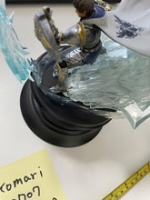 Load image into Gallery viewer, FINAL FANTASY XIV 14 endwalker knight figure with sword shield ff14 square