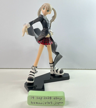 Load image into Gallery viewer, maka albarn figure SOUL EATER trading arts v1 square enix Fire Force after story
