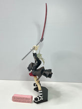 Load image into Gallery viewer, maka figure SOUL EATER TRADING ARTS doll square enix Fire Force after episode
