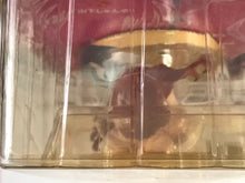 Load image into Gallery viewer, Ayane Kasumi figure DEAD OR ALIVE extra summer beach feat shunya yamashita ver
