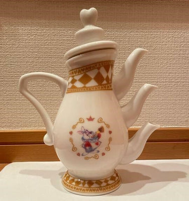 Tokyo Disney ALICE IN WONDERLAND Tea Pot