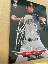 Load image into Gallery viewer, SHOHEI OHTANI 2013 BBM ROOKIE CARD FOIL SILVER PRINTED AUTO #183 2021 MVP WBC
