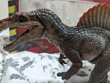 Load image into Gallery viewer, JURASSIC PARK 3 Spinosaurus figure statue 1/38 Prime Collectible world monster
